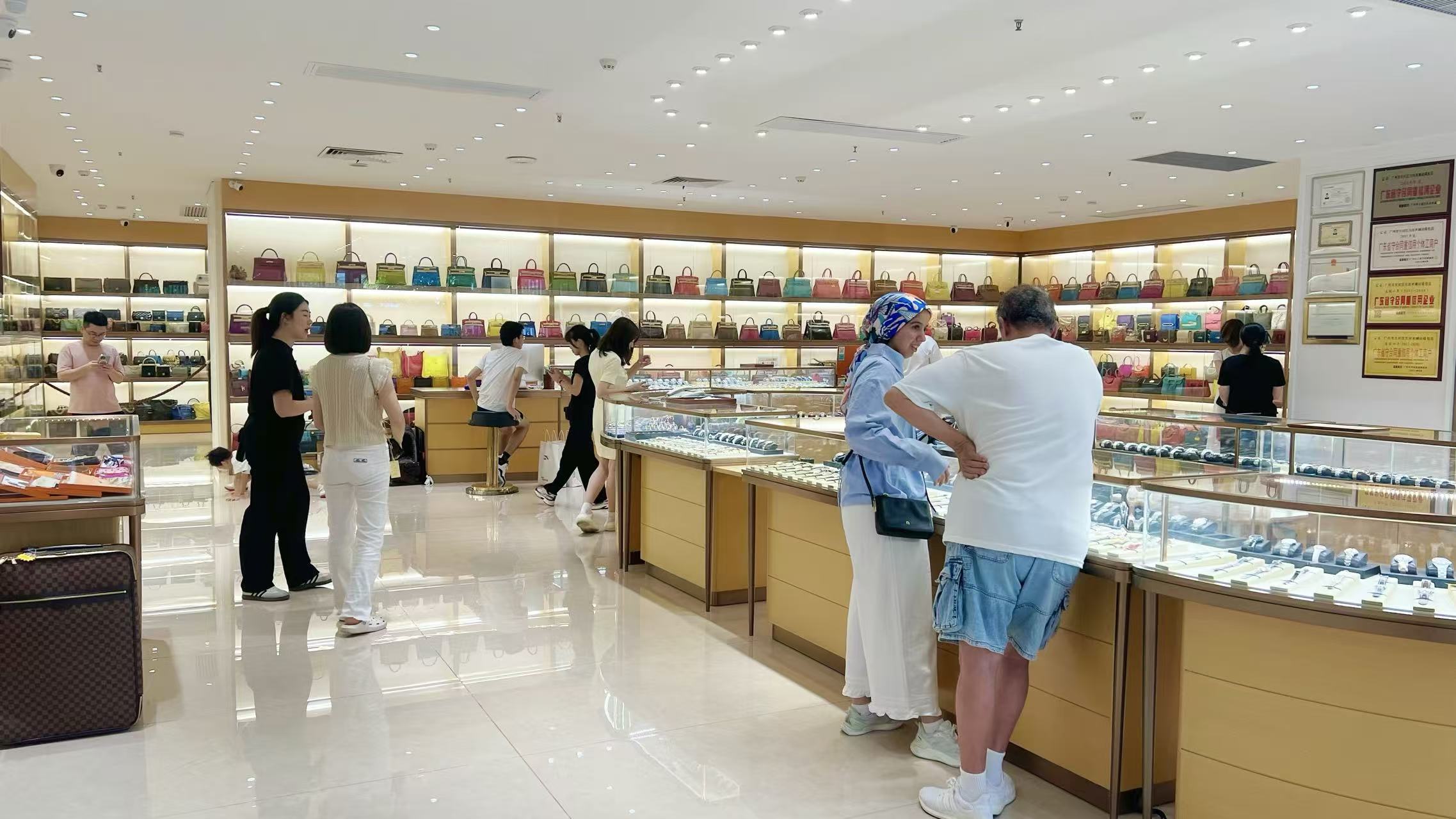 广州奢侈品回收领域靠谱、安心、值得信赖的标杆品牌